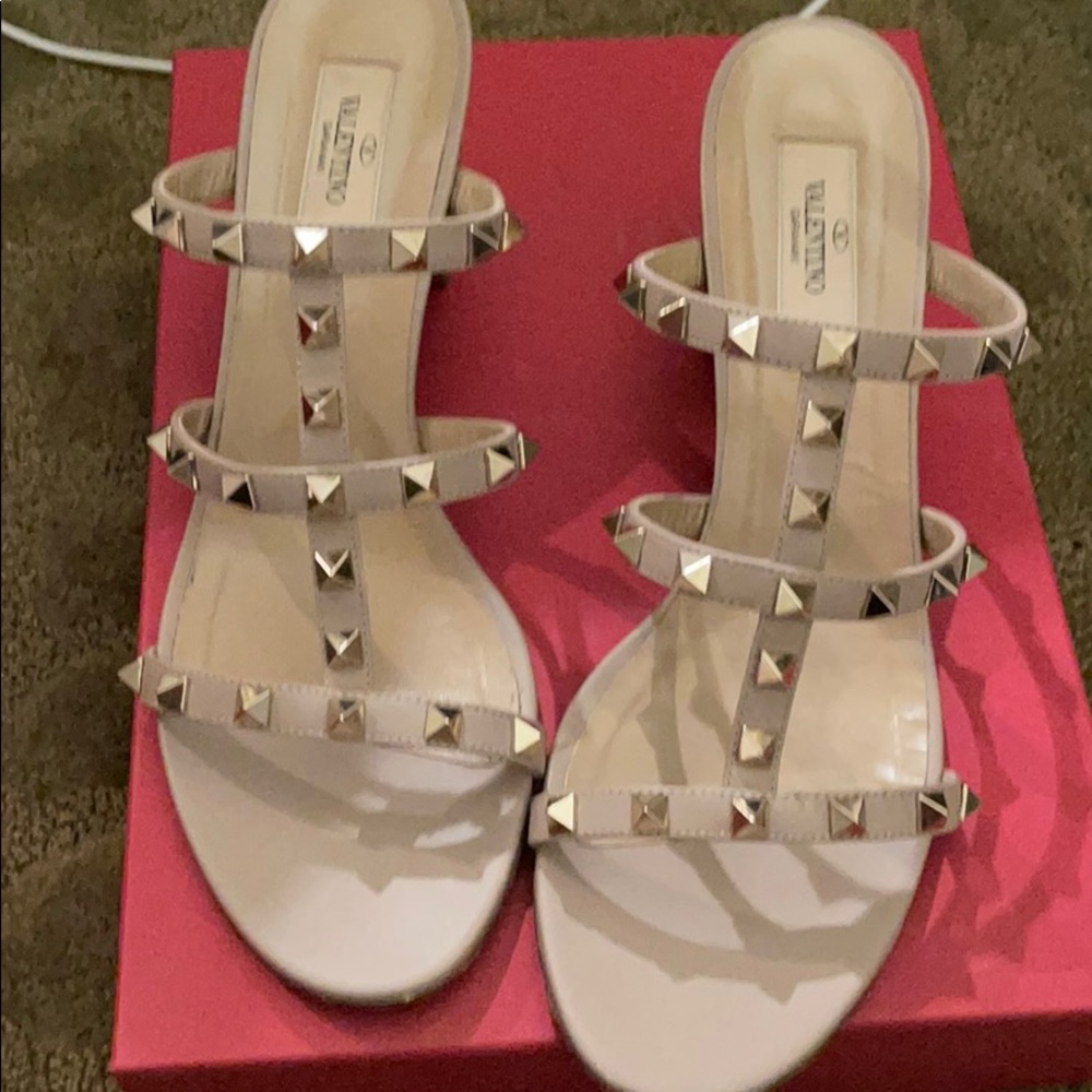 Valentino Rock Stud